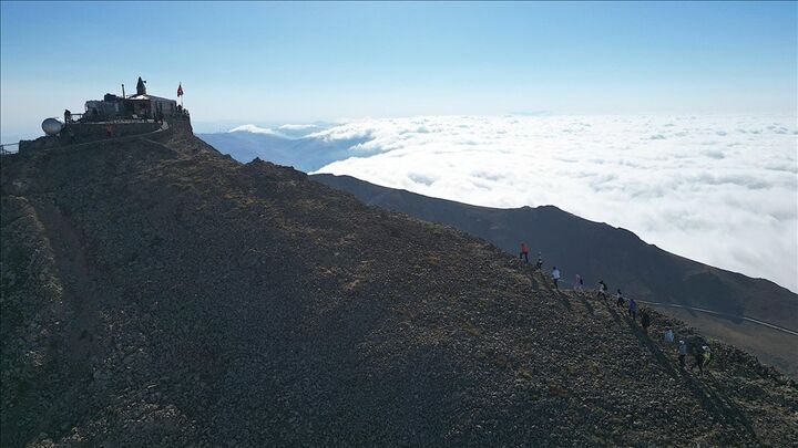 مسجد «کرکلار» ترکیه: مقصدی برای دوستداران طبیعت و کوهنوردان
