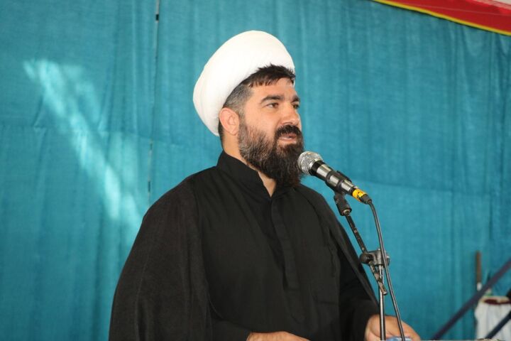 ایرانیت و تشیع دو بال هویت ساز تمدن بزرگ ایران هستند