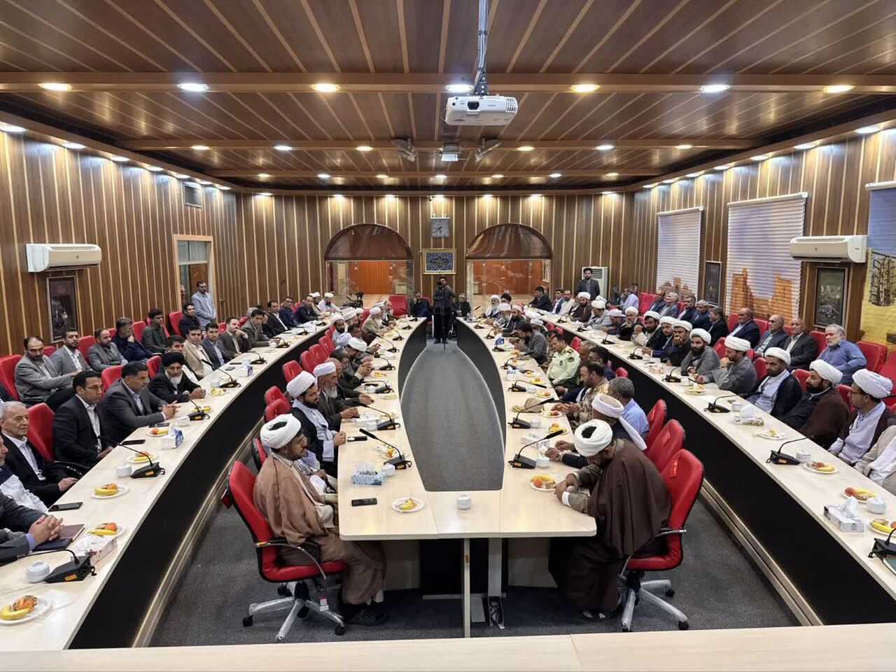 برگزاری نشست تالیف قلوب در خواف