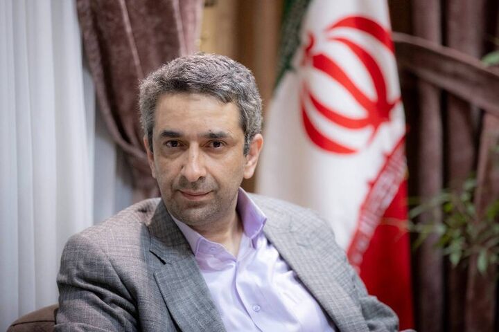 معاون ارتباطات دفتر پزشکیان: رئیس‌جمهوری پیگیر رفع فیلترینگ است