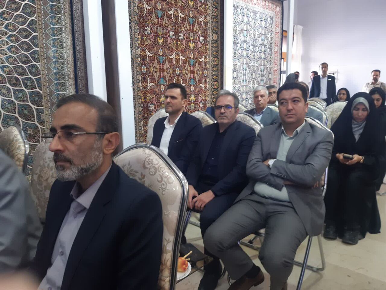 افتتاح بزرگترین نیروگاه خورشیدی سقفی کشور در آران و بیدگل