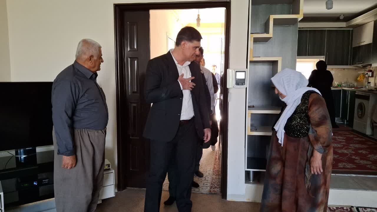 دیدار و تجلیل از خانواده معظم شهدا در پاوه