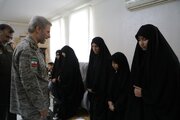 دیدار امیر سرلشکر حاتمی با خانواده معظم شهدای ارتش