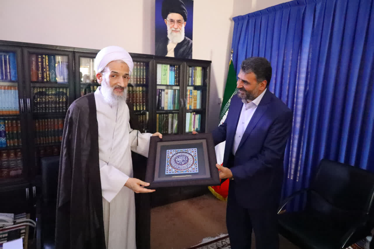 جریان خادمیاری از عنایات امام هشتم است و باید یک جریان ناب بماند