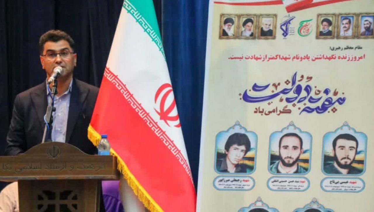 خون شهدا هدایتگر و بیمه کننده جامعه در برابر دشمنان است