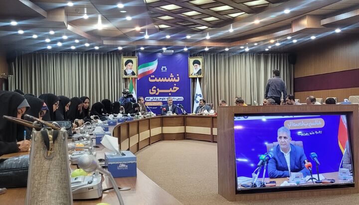 دانشگاه علوم پزشکی قم یک همت از بیمه‌ها طلبکار است