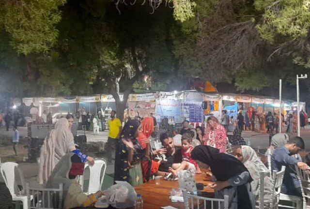 عطر انبه و یاسمین در قلب میناب/ روایتی از آغاز بکار یازدهمین جشنواره شکرگزاری