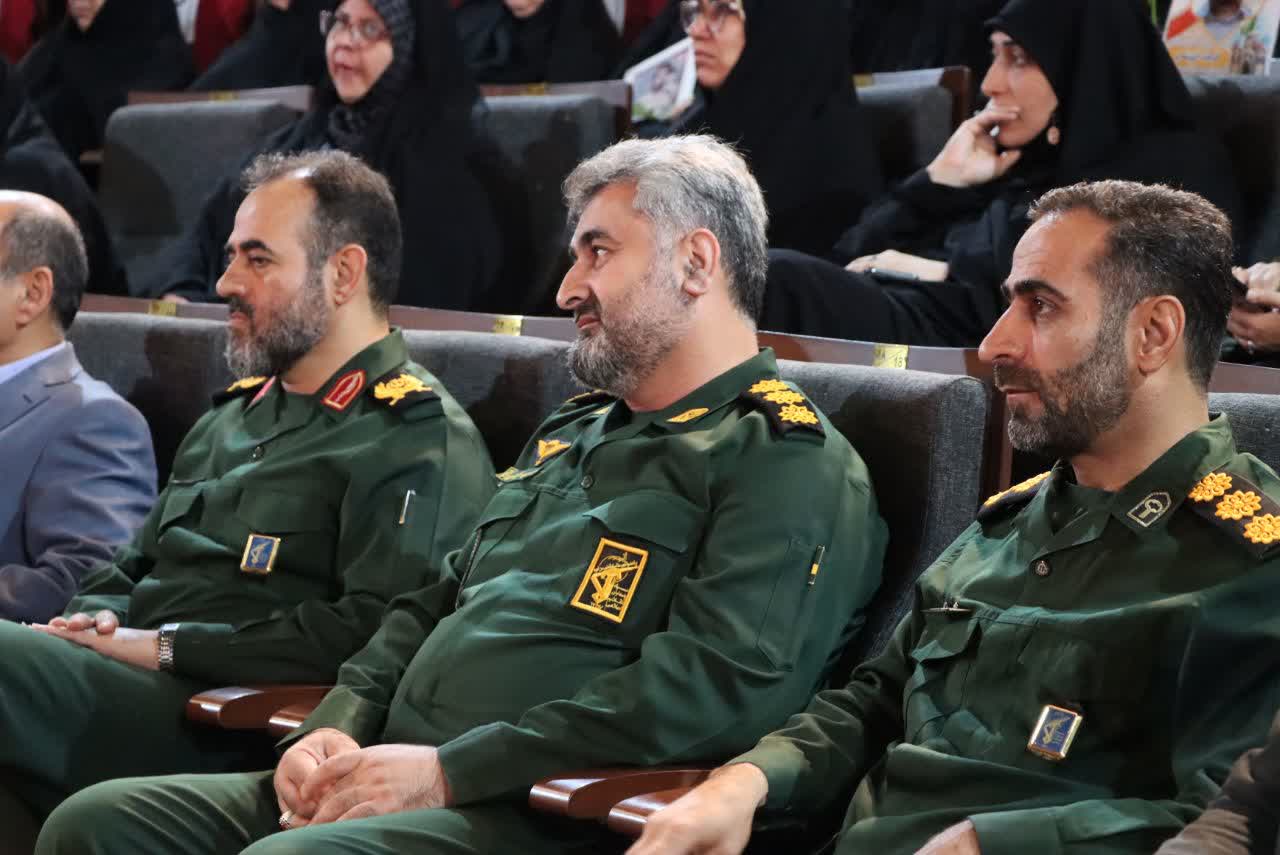 اجلاسیه شهدای زن گیلان با روایت پرچمداری حماسه و ایثار زنان برگزار شد