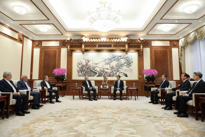 ایران به دنبال توسعه روابط با چین است