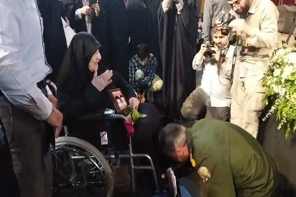 یک روز با کنگره، صدها روایت