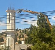 اشغالگران صهیونیستی مناره مسجدی در الخلیل را تخریب کردند