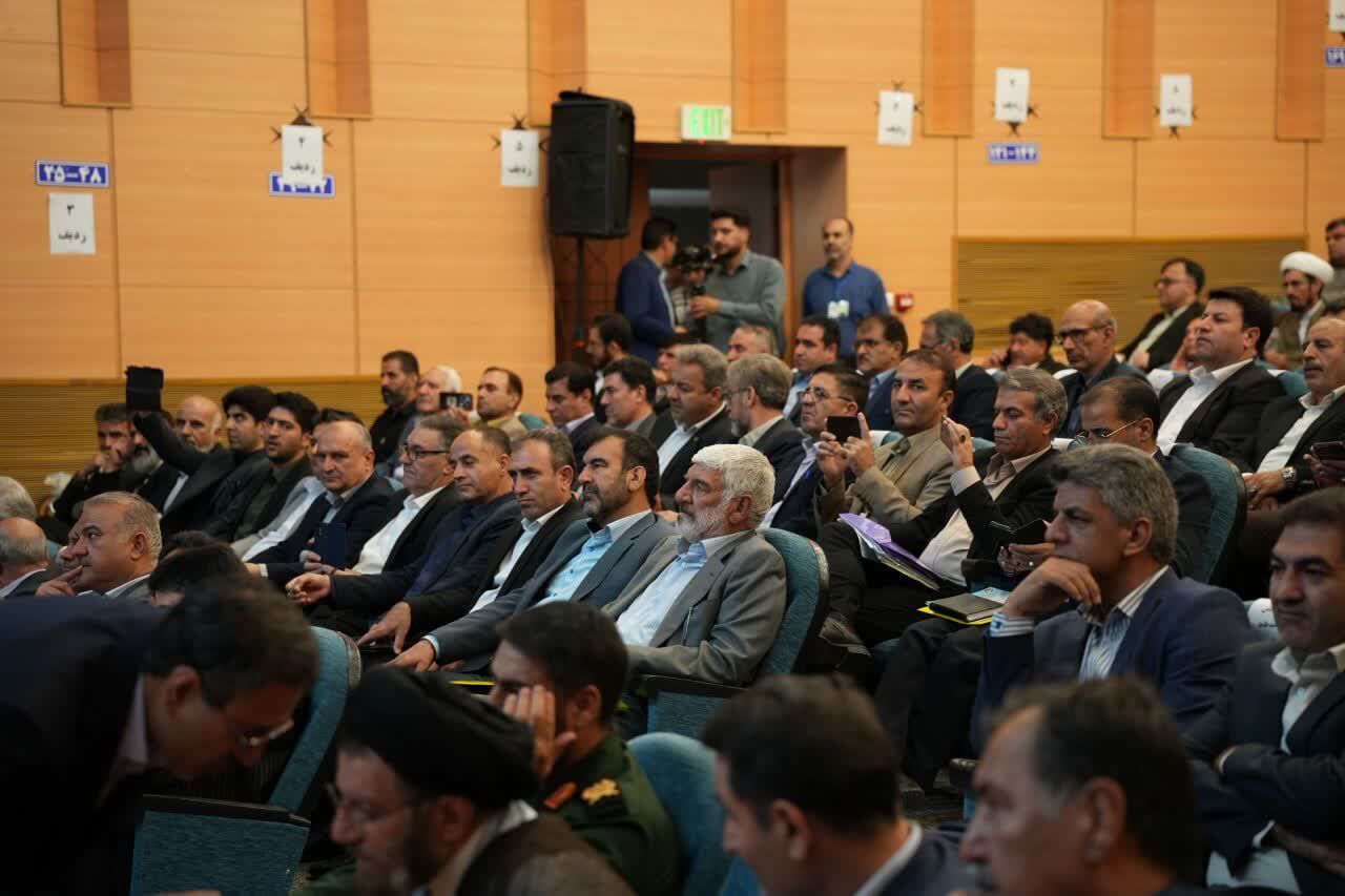 خیرین مدرسهساز بازوان توانمند نظام آموزشی کشور هستند