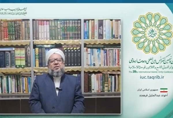 ​​​​اسلام با خودمحوری و جدایی‌طلبی مخالف است