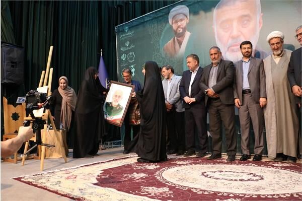 شاعران ملی و استانی از «راز رشید» گفتند