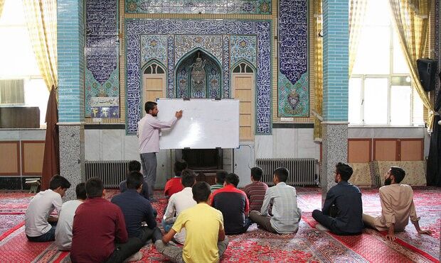 آموزش صرفه‌جویی در مصرف آب در مساجد شاخص شهرری