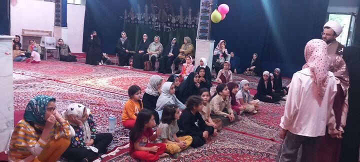 «دورهمی مادر-دختری» به مناسبت ایام آغاز امامت حضرت مهدی(عج)