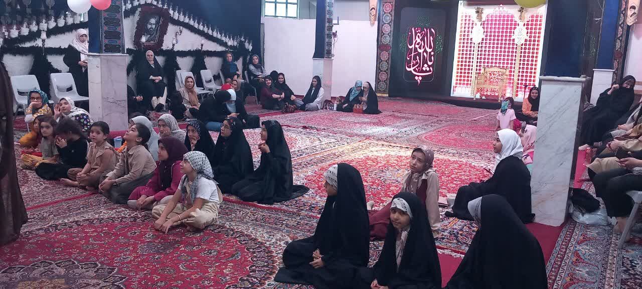 «دورهمی مادر-دختری» به مناسبت ایام آغاز امامت حضرت مهدی(عج)