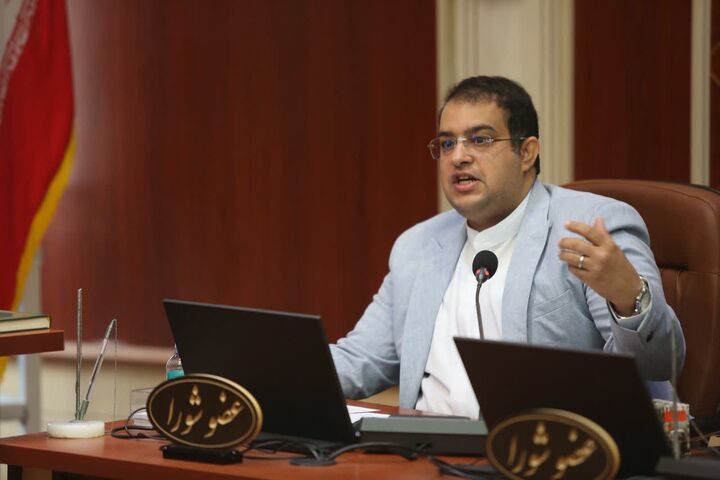 پیشنهادات عضو شورای شهر بندرعباس برای تحول ساختار شهری و توسعه گردشگری 