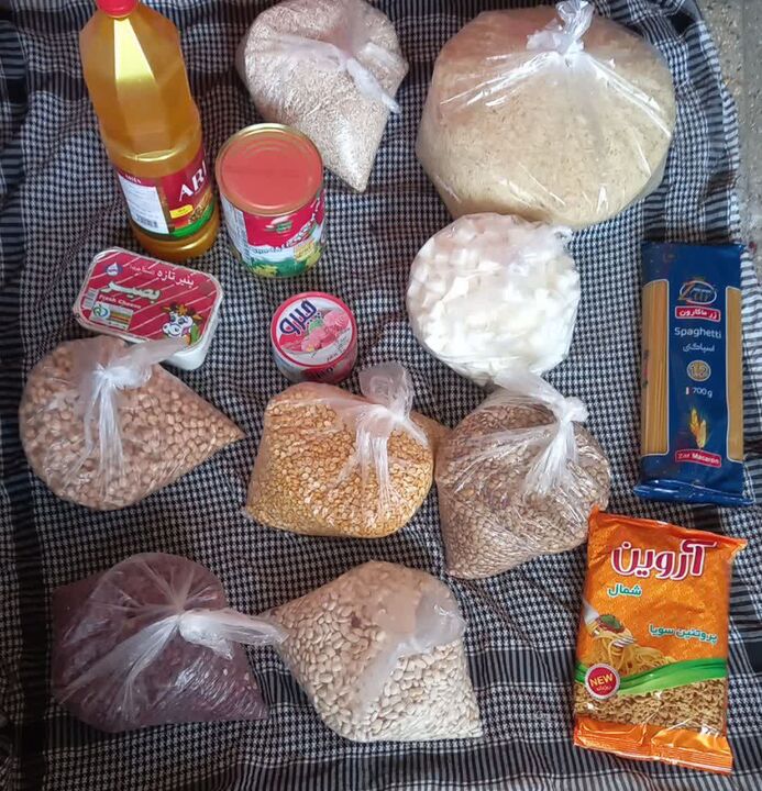 توزیع ۳۴ بسته معیشتی توسط مؤسسه قرآن و عترت بیت‌الزهرا(س) آران و بیدگل