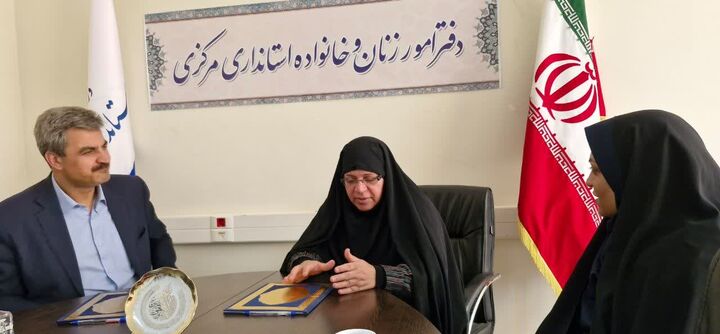 تفاهم‌نامه توانمندسازی بانوان در مدیریت مصرف انرژی در استان مرکزی امضا شد