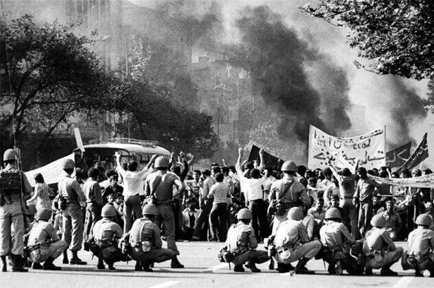 از جمعه سیاه ایران چه می‌دانید؟