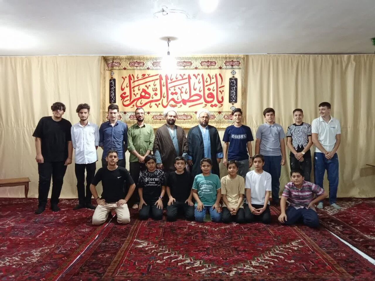 مسجد تخصصی نوجوانان که حتی برای بزهکاران و زباله‌گردها هم برنامه دارد