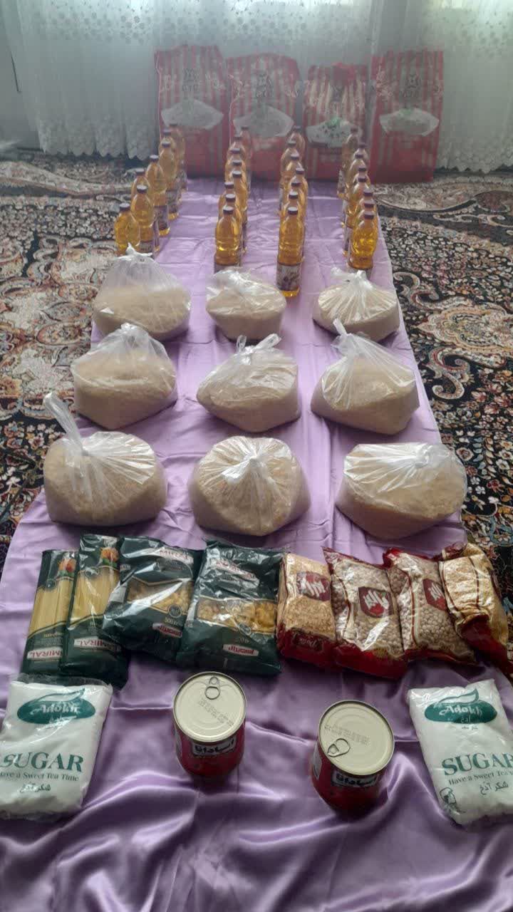 توزیع ۳۴ بسته معیشتی توسط مؤسسه قرآن و عترت بیتالزهرا(س) آران و بیدگل