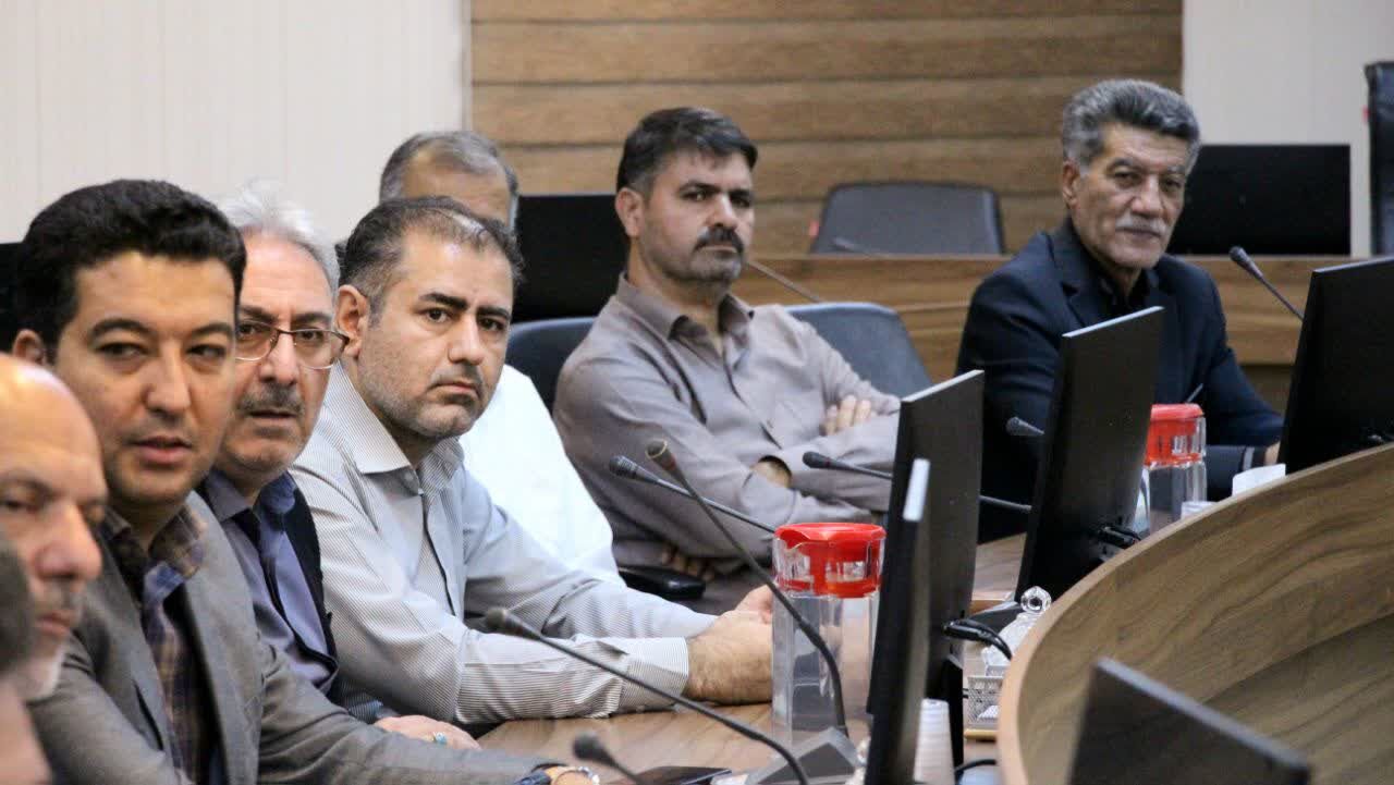 هفته وحدت؛ فرصت تقویت همدلی و مقاومت اسلامی/ جوانان محور برنامههای هفته وحدت باشند