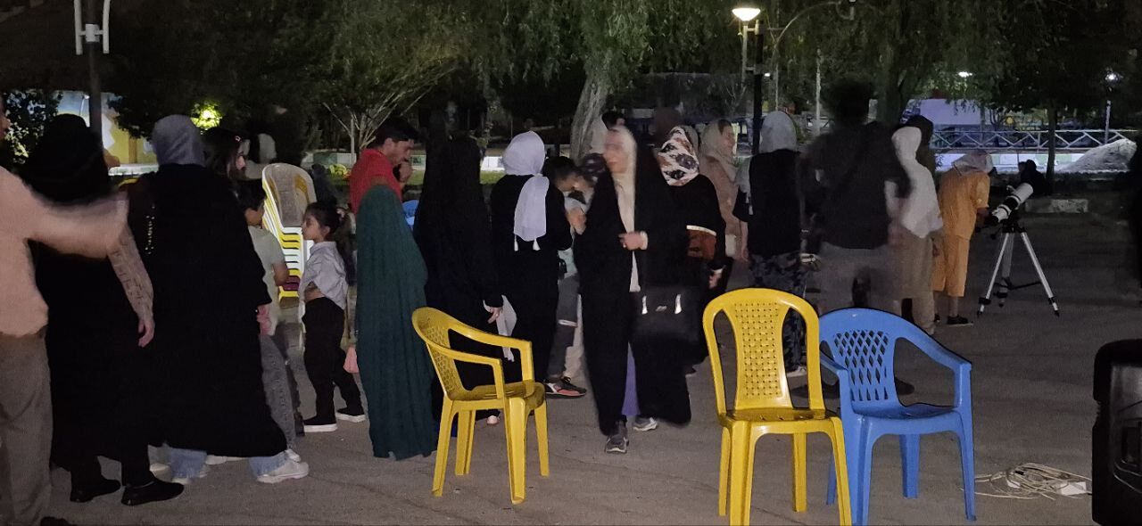 اجرای موفق برنامه رصد ماه و زحل در اراک؛ الگویی برای همکاری‌های مشترک فرهنگی و علمی