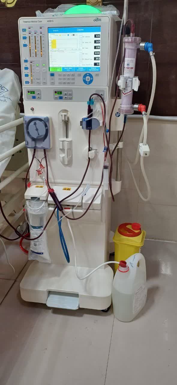 اهدای دو دستگاه دیالیز به بیمارستان سیدالشهدا(ع) آران و بیدگل