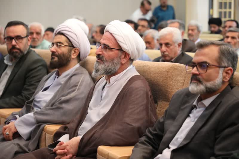 پیرغلامان حسینی در چهارمین همایش «مقام مجنون» تکریم شدند