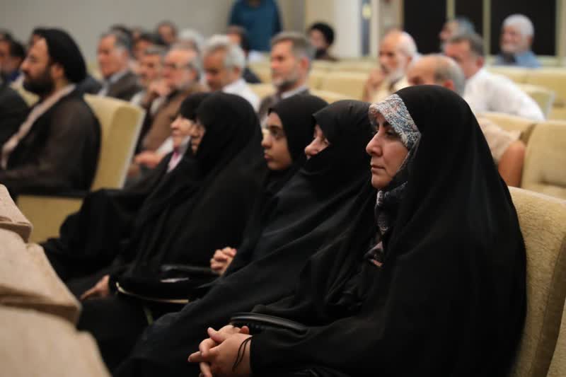 پیرغلامان حسینی در چهارمین همایش «مقام مجنون» تکریم شدند