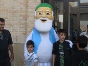 خادمی کودکان عضو کانون فرهنگی هنری کوثر النبی در جشن میلاد پیامبر