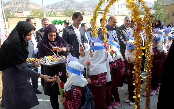 مهر تحصیلی جدید در ایلام کلید خورد
