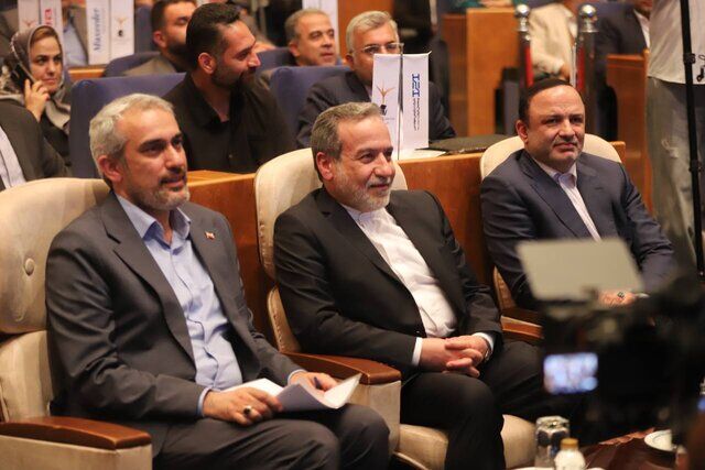 عراقچی: مناطق آزاد، جذب سرمایه گذاری خارجی و تقویت دیپلماسی اقتصادی