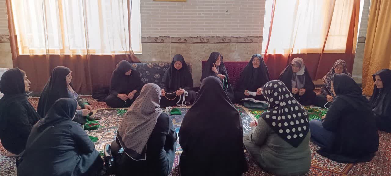 حضور فعال بانوان مسجدی در برنامه های هفته وحدت