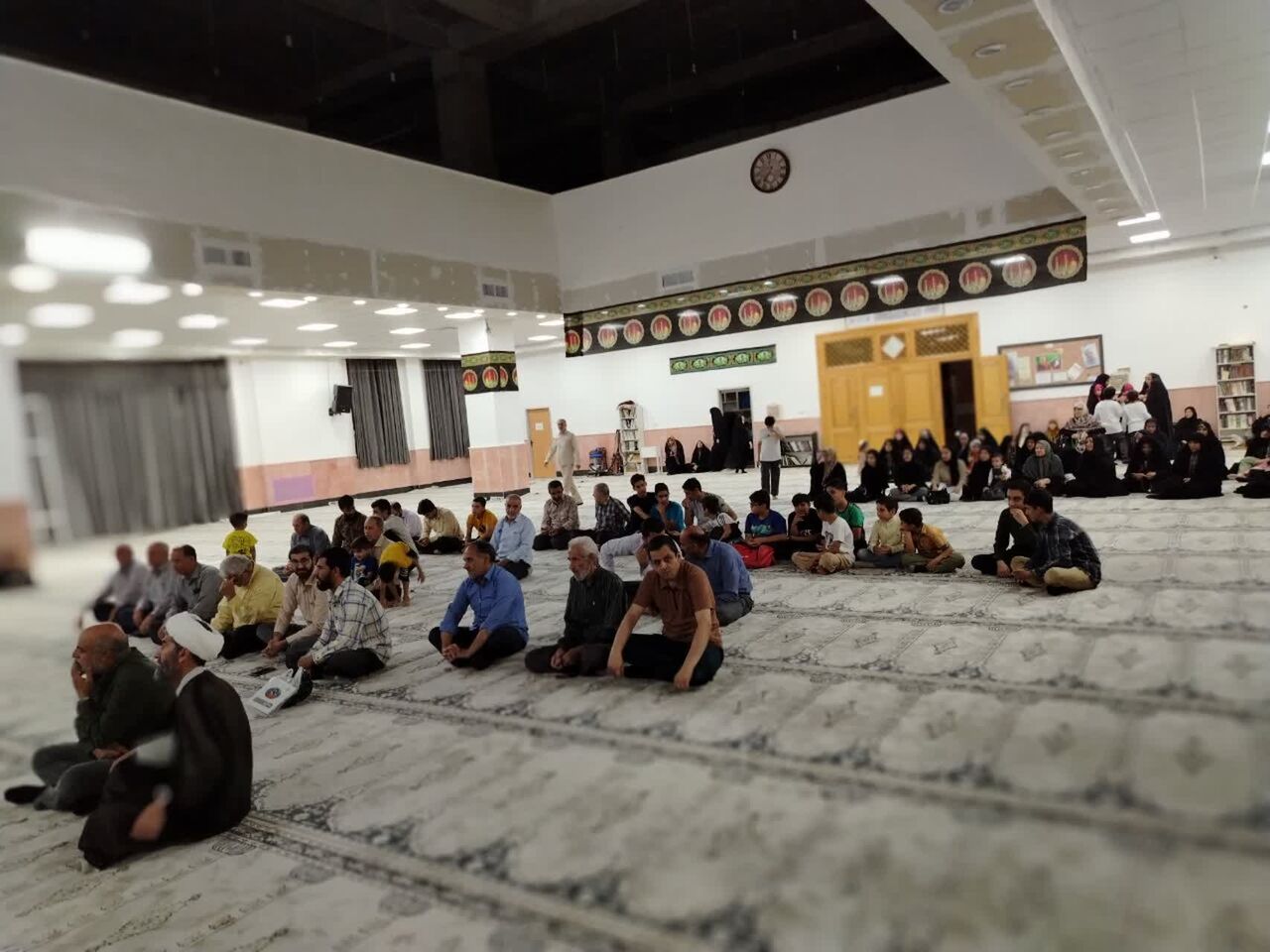 برگزاری جشن میلاد حضرت رسول(ص) در مسجد شهید عاصمی کرمانشاه