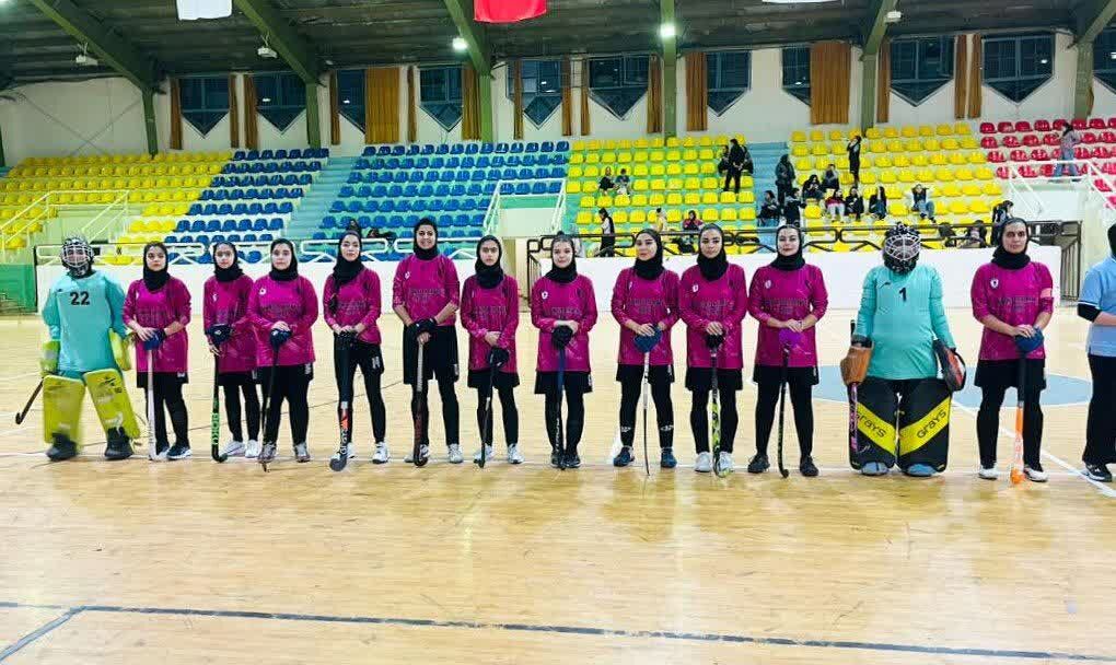 صعود تیم هاکی بانوان استان مرکزی به مرحله دوم لیگ برتر کشور