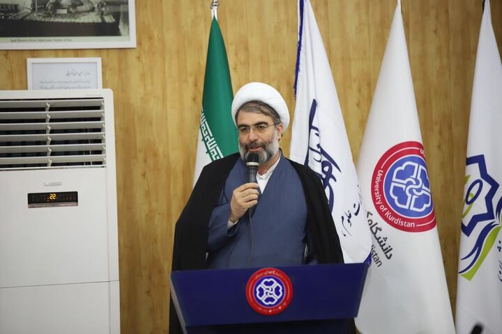 رفاه و معیشت دانشجویان باید در اولویت معاونت‌ها قرار گیرد