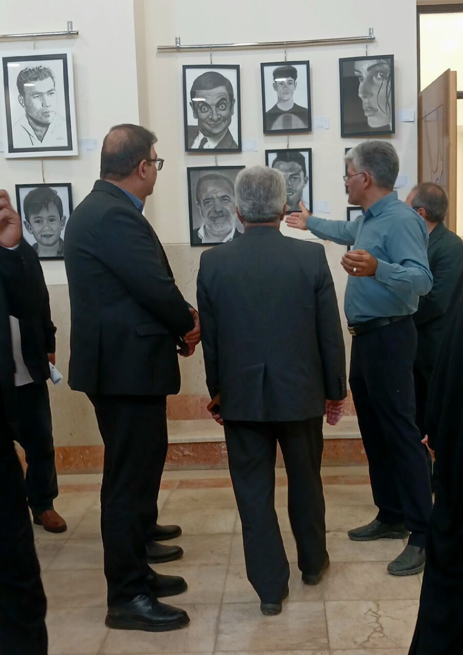 برپایی دهمین نمایشگاه گروهی نقاشی هنرجویان «فانوس» در آران و بیدگل