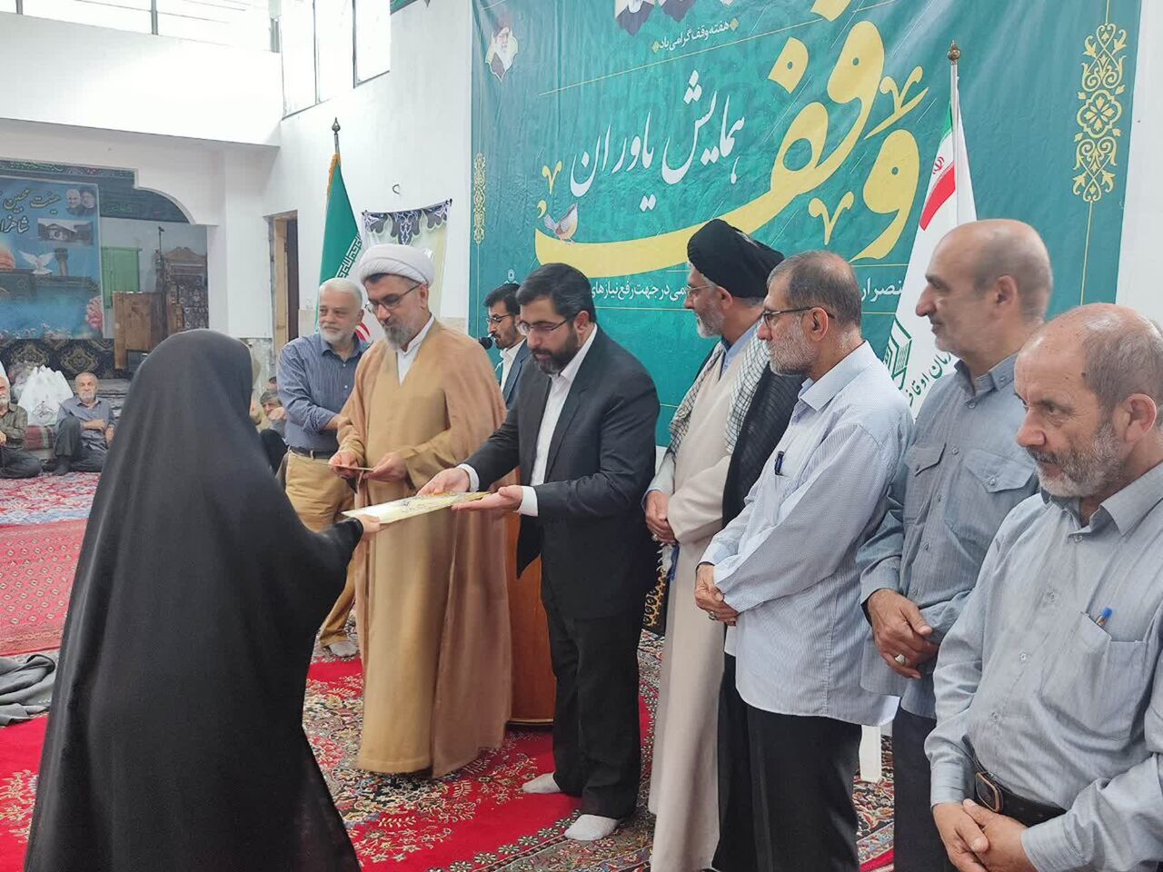 توزیع ۱۱۴ بسته معیشتی موقوفات در قالب طرح قرار دوازدهم در بهشهر