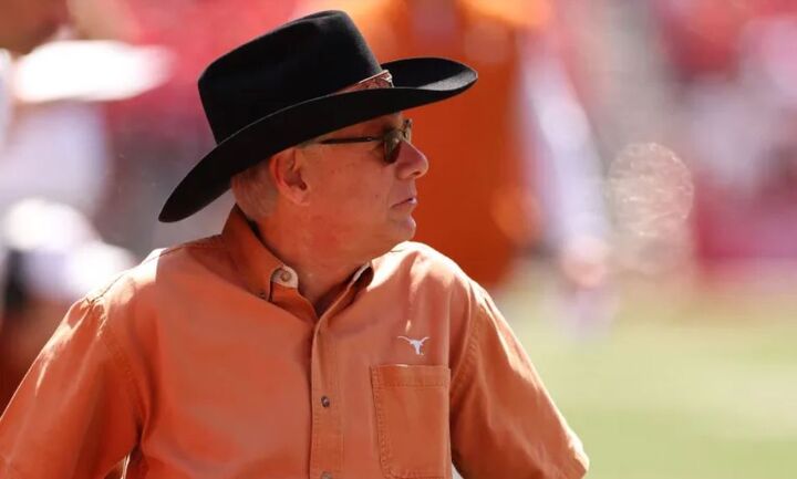 تصمیم جنجال برانگیز فرماندار تگزاس/ ممنوعیت اجرای شریعت اسلامی