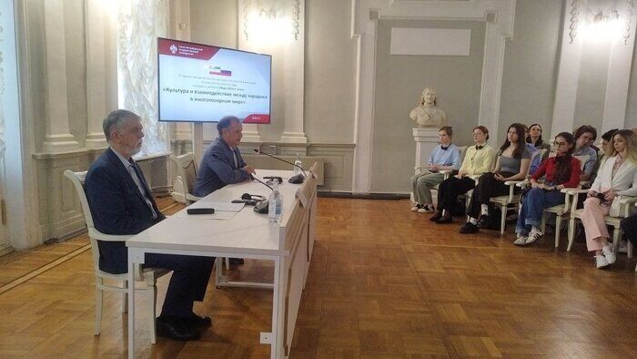 صالحی: روابط ایران و روسیه، زمینه‌ساز تحقق جهان چندقطبی است