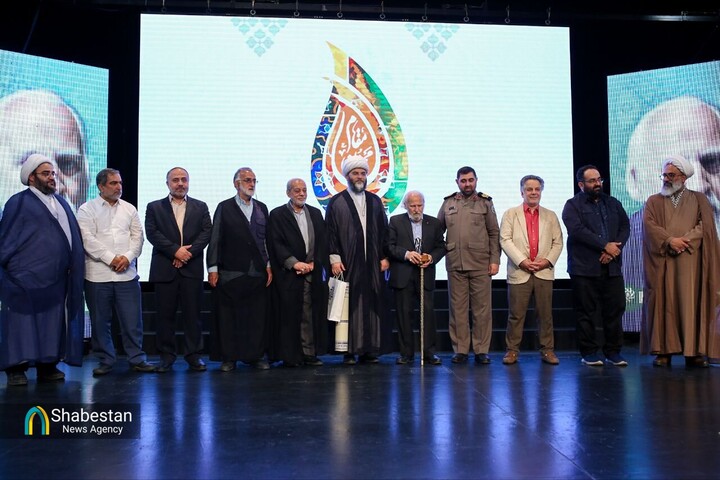 ۲۰ پیرغلام حسینی «نشان حبیب» گرفتند