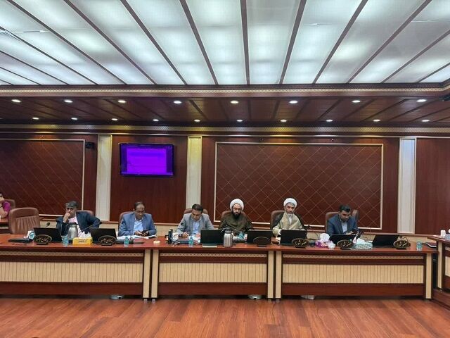 عطر مهر در پارلمان محلی/بندرعباس برای عدالت آموزشی خیز برداشت