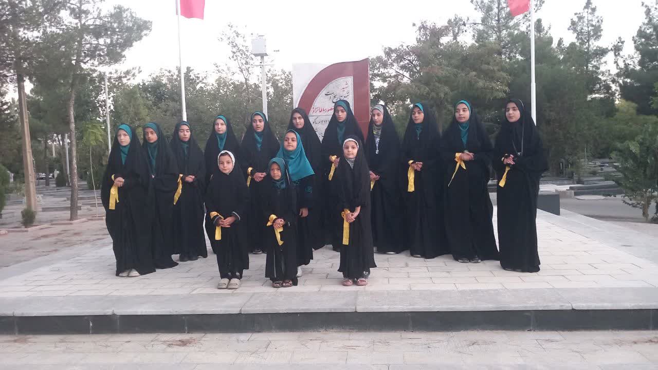 «محمدامین» قلب ۱۵۰۰ کانون مسجدی را تسخیر کرد/سرودهای مسجدی پلی از هنر و معنویت برای نسل جوان