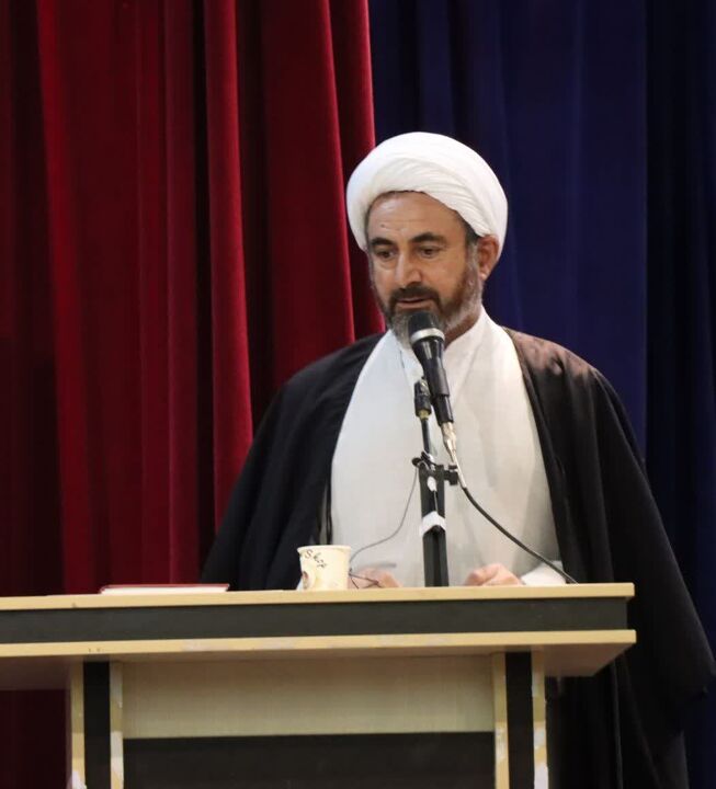 تجلیل از نوجوانان فعال در جهاد تبیین در رویداد لیگ جت دانش‌آموزی ایلام