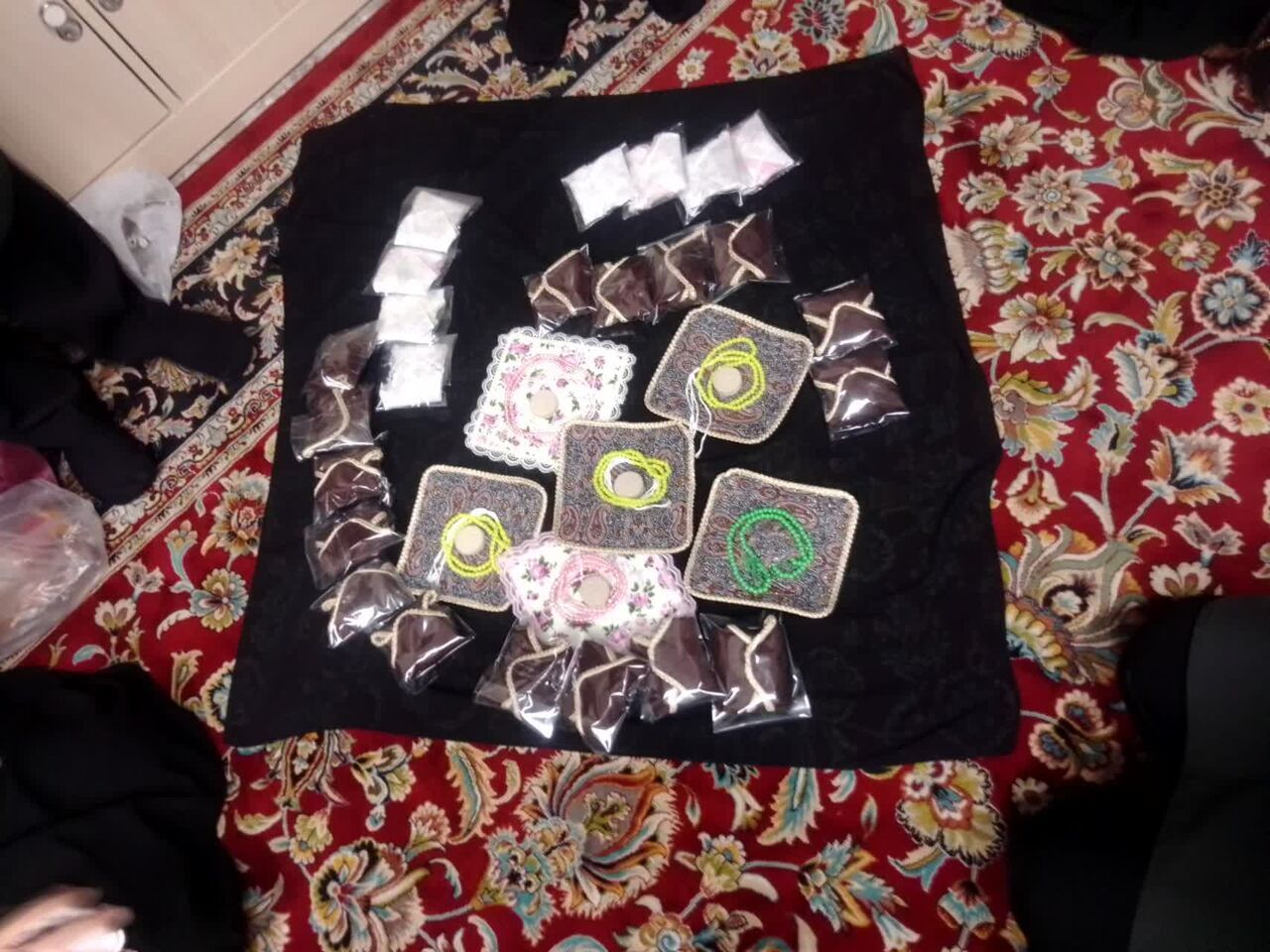 کارهای خاص دختران مسجد یزدی آباد مشهد!