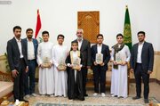 تجلیل آستان مقدس علوی از برگزیدگان مسابقات قرآنی و مدیحه‌سرایی حسینی