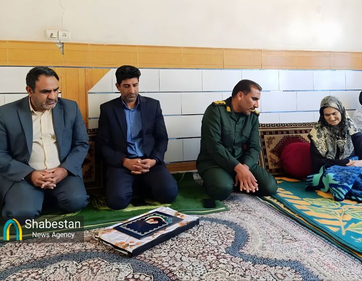 قدرشناسی کانون‌های مساجد کرمان از خانواده‌ شهدایی که کمتر یاد می‌شوند